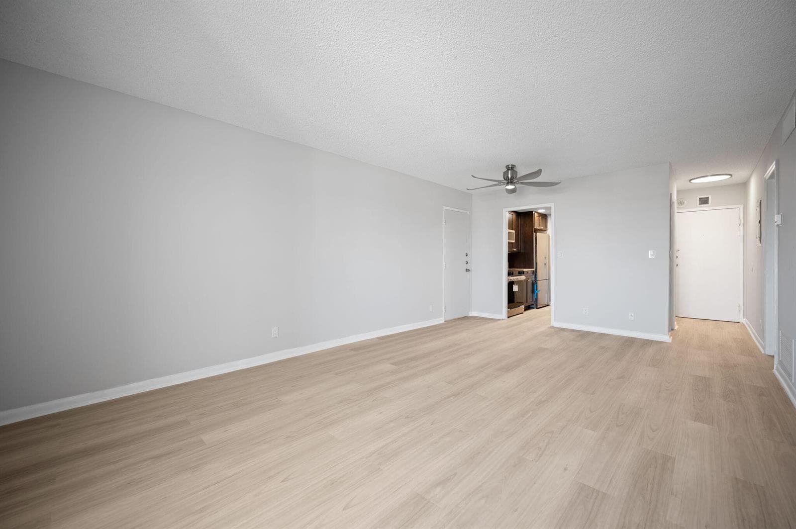2-web-or-mls-900-ne-18th-ave