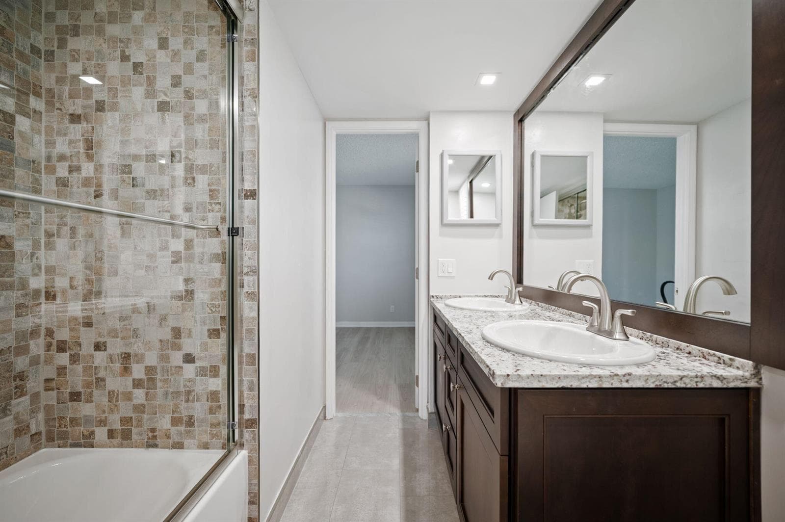 9-web-or-mls-900-ne-18th-ave