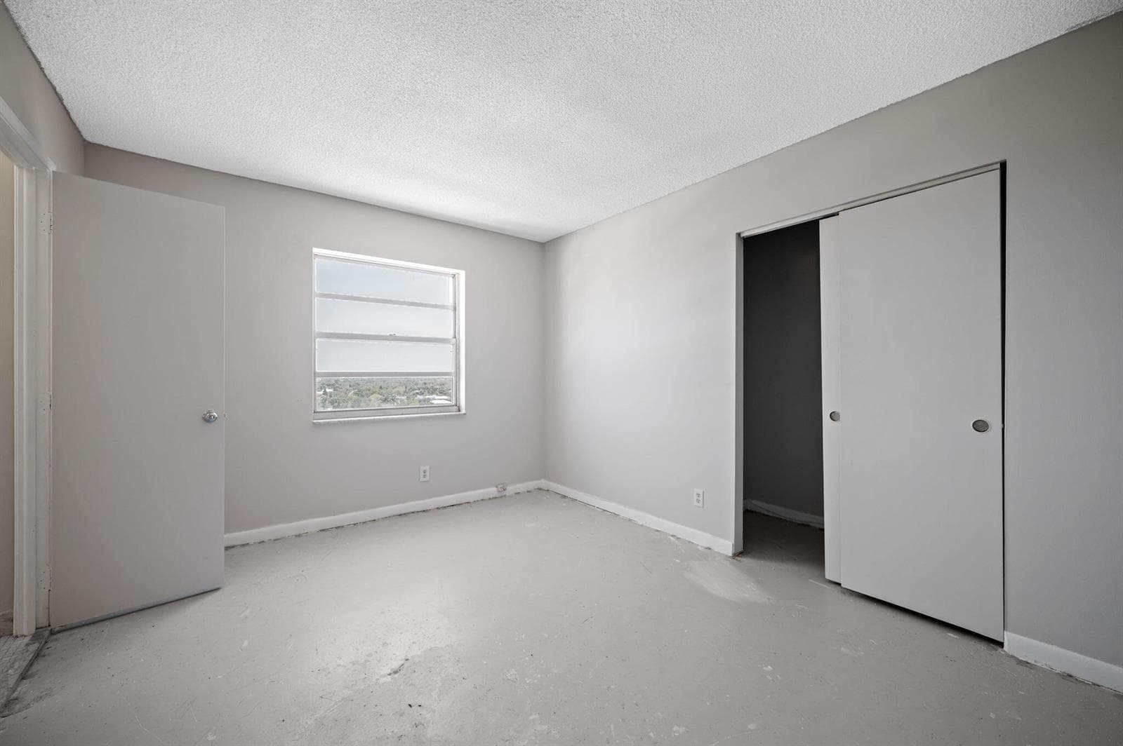 34-web-or-mls-900-ne-18th-ave