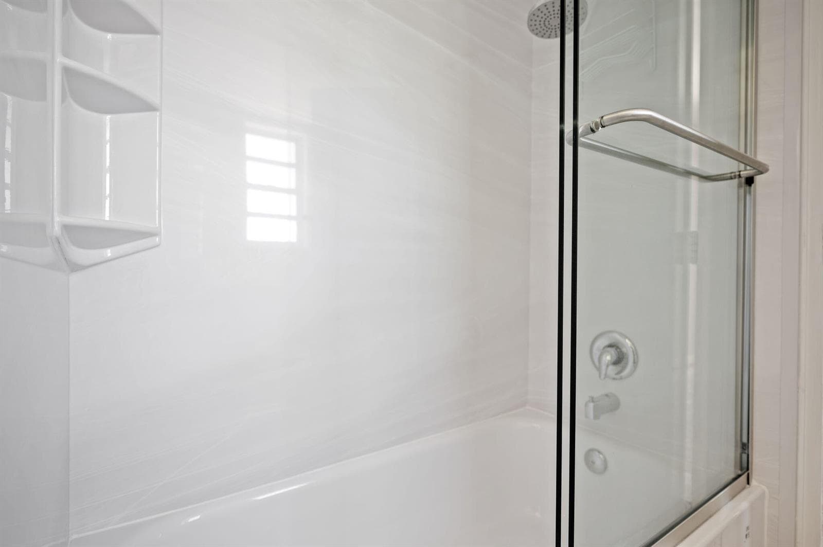 37-web-or-mls-900-ne-18th-ave