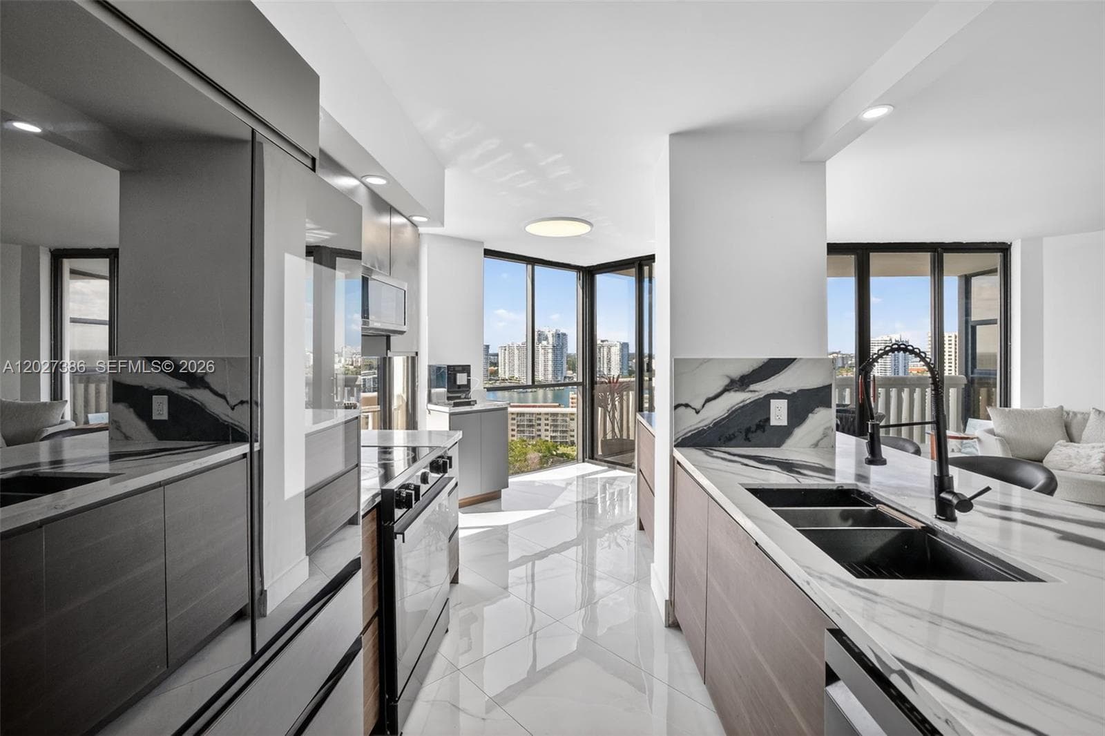 1000 ISL BLVD WILLIAMS IS · #1710 in Aventura - Photo 8