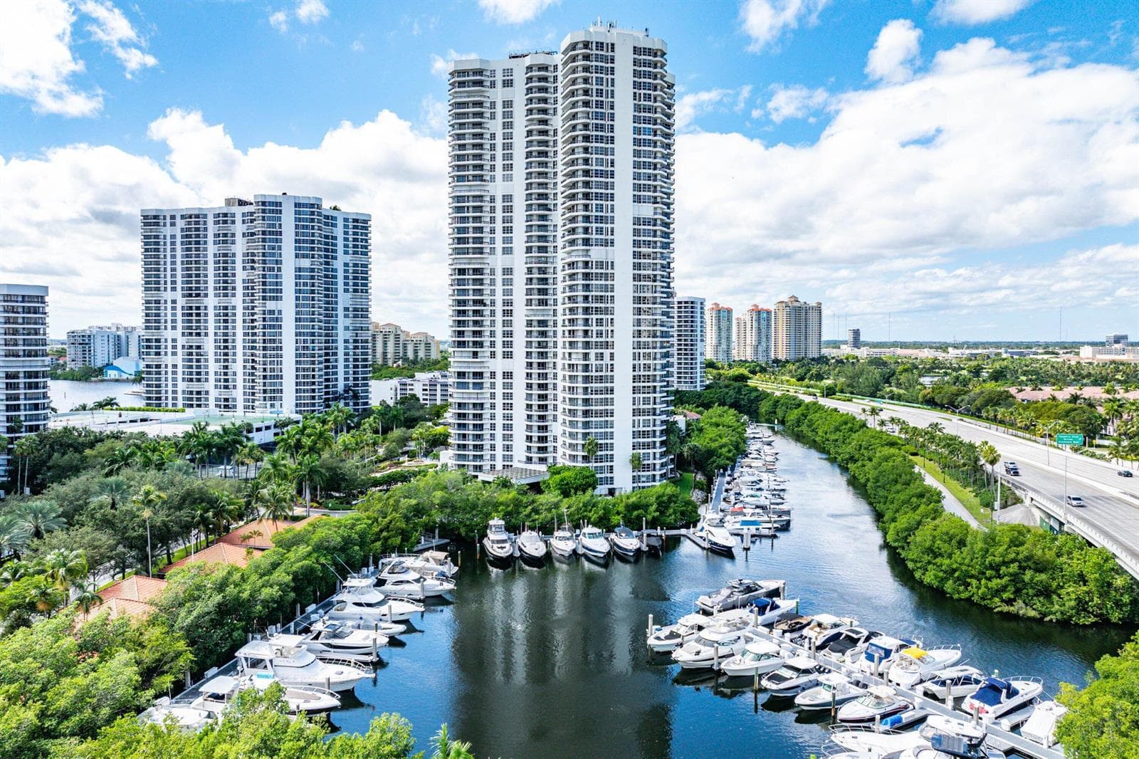 051-3500MysticPointeDrive-PH4-Aventura-F