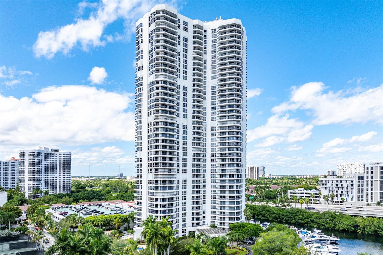 048-3500MysticPointeDrive-PH4-Aventura-F