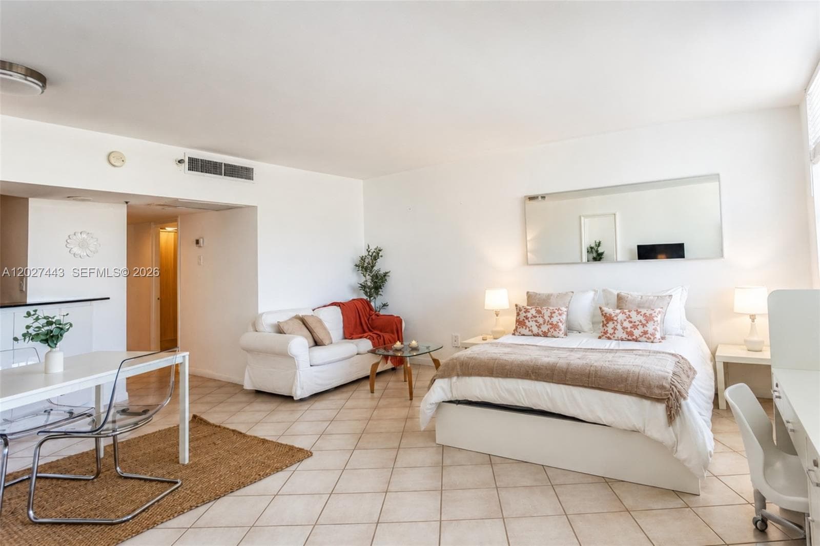 The Decoplage · #1427 in Miami Beach - Photo 2