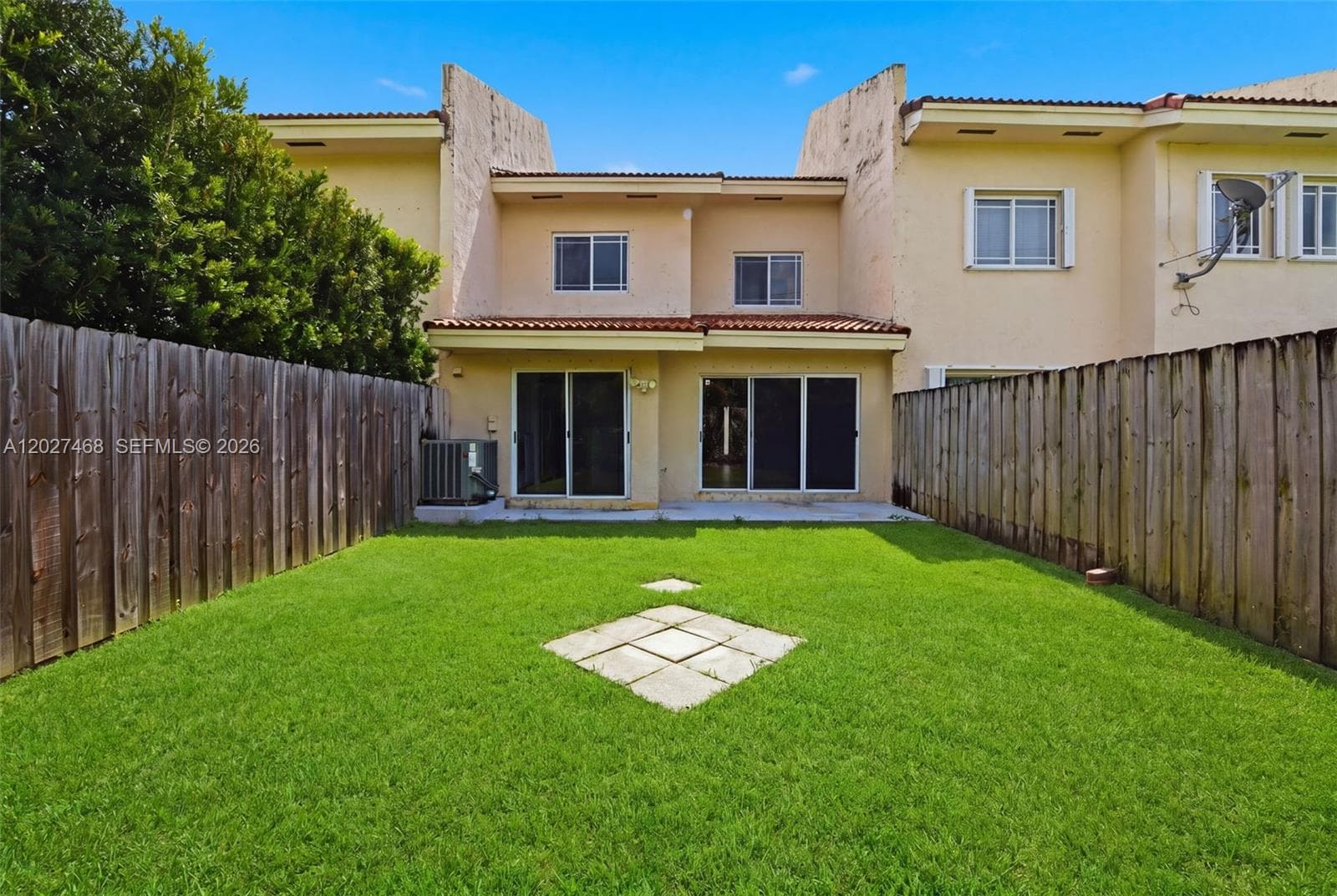 10180 SW 88th St #403 photo 10