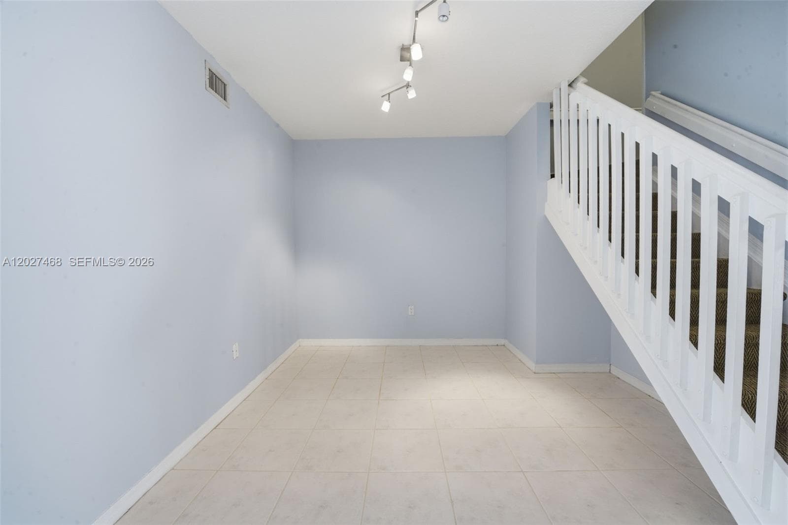 10180 SW 88th St #403 photo 15