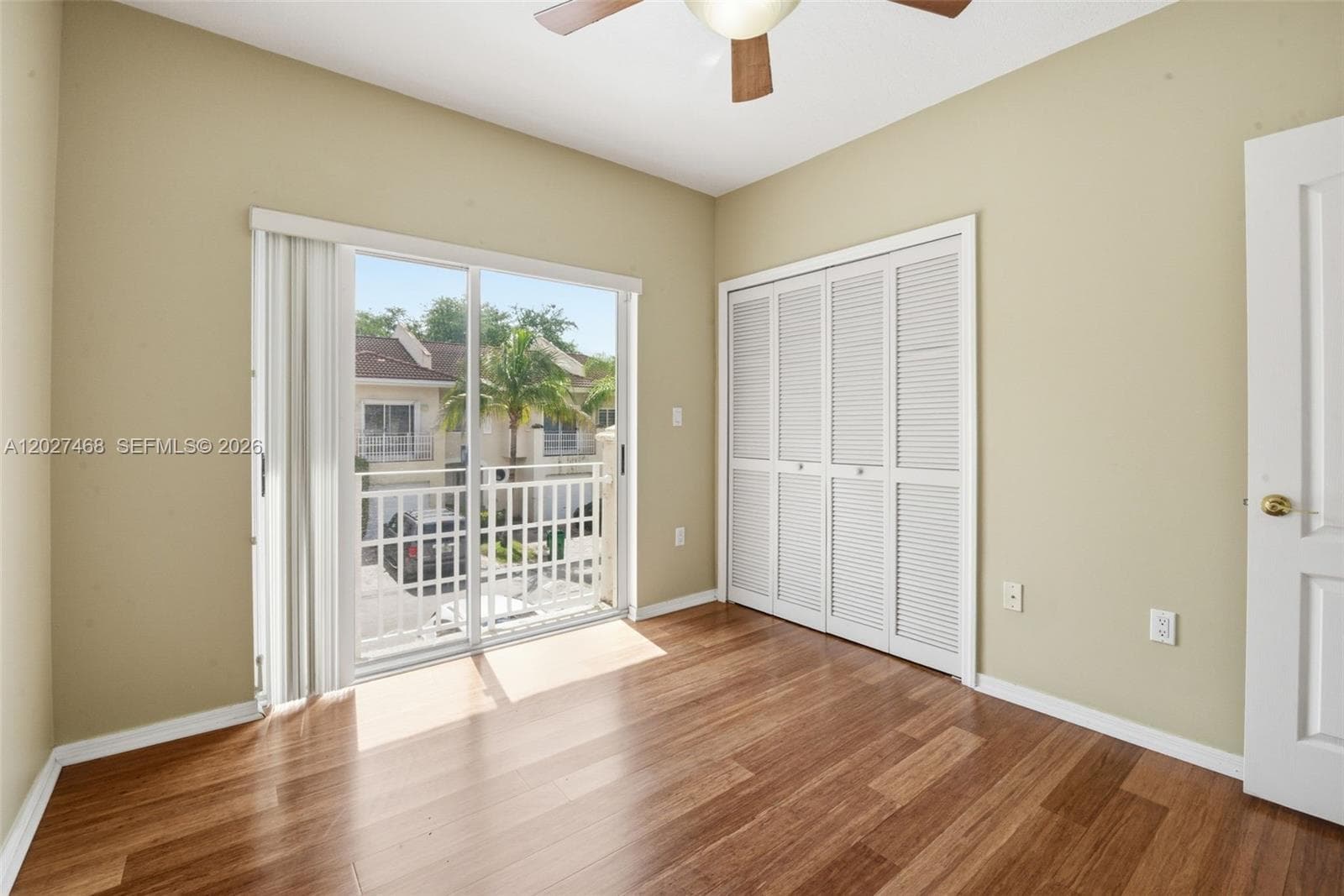 10180 SW 88th St #403 photo 19
