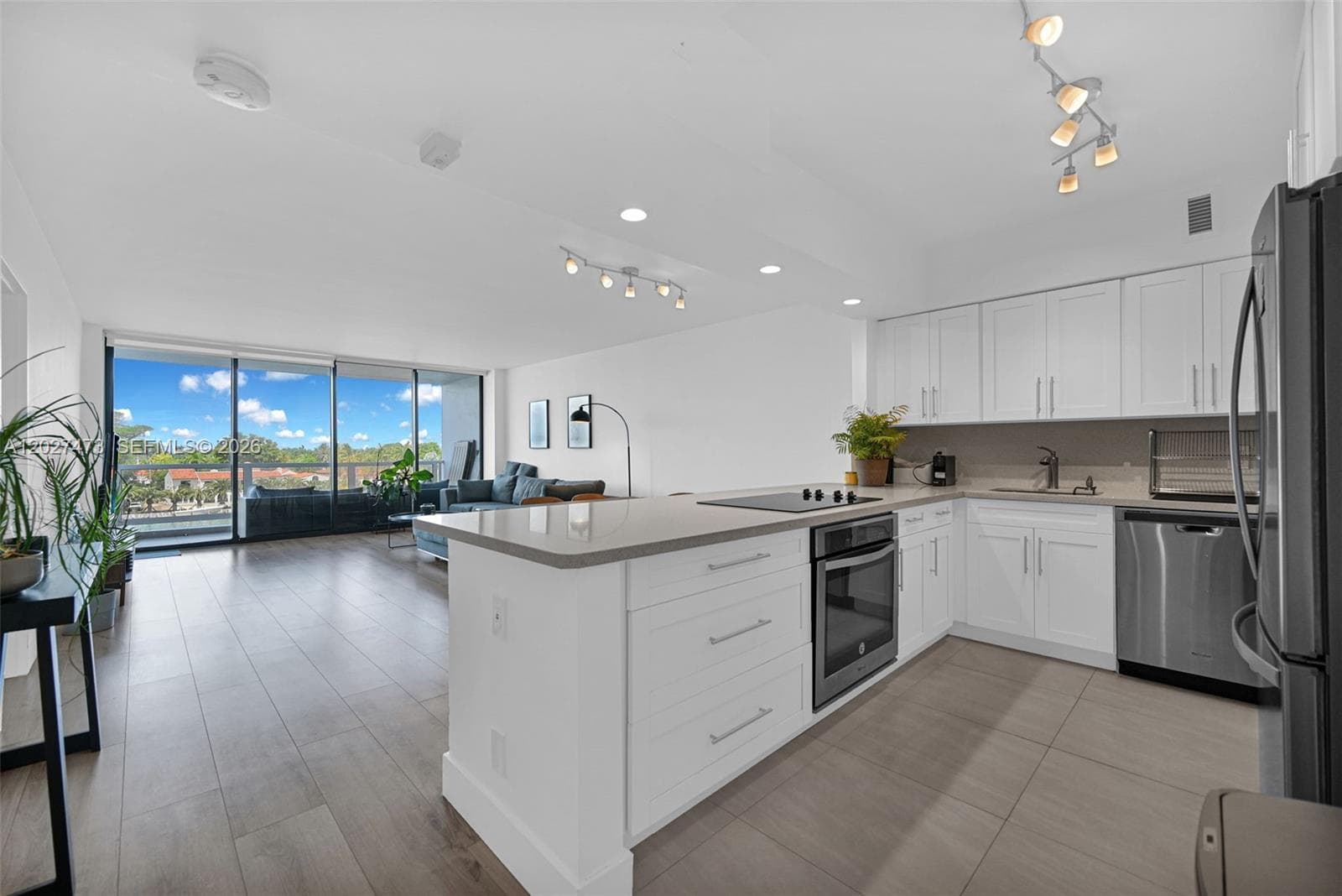 Seacoast 5700 Condominium · #5J in Miami Beach - Photo 6