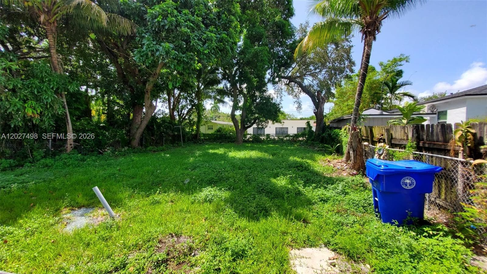 560 NW 53rd St photo 12