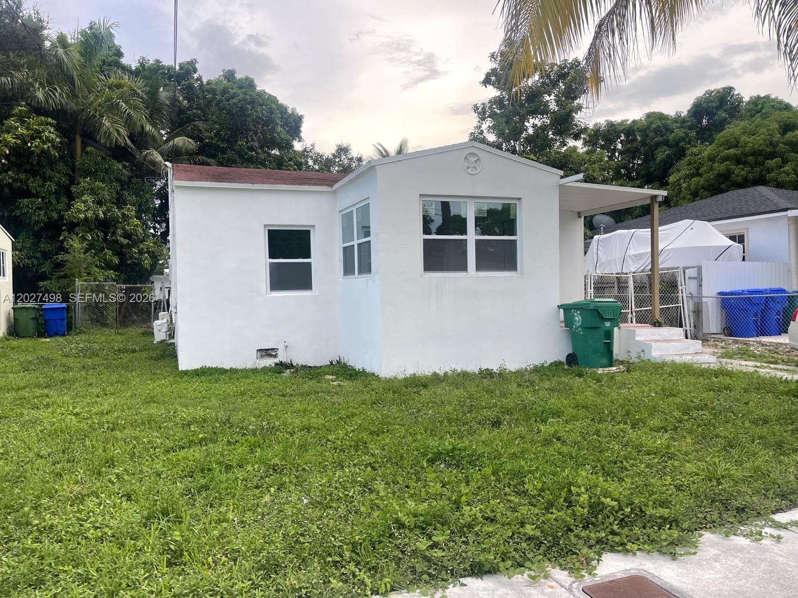 560 NW 53rd St photo 10