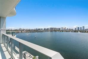 Marina Palms Residences S · #1210 in North Miami Beach - Photo 32