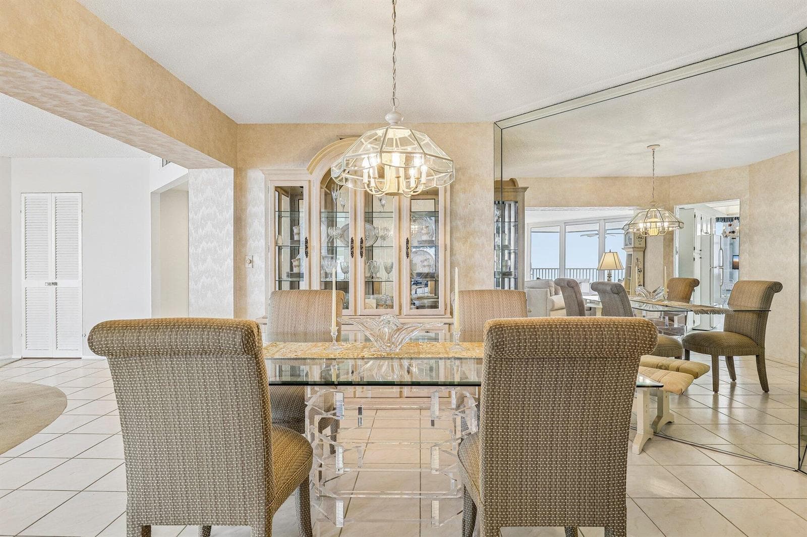 35-web-or-mls-S Ocean Blvd 2303-S0306-01
