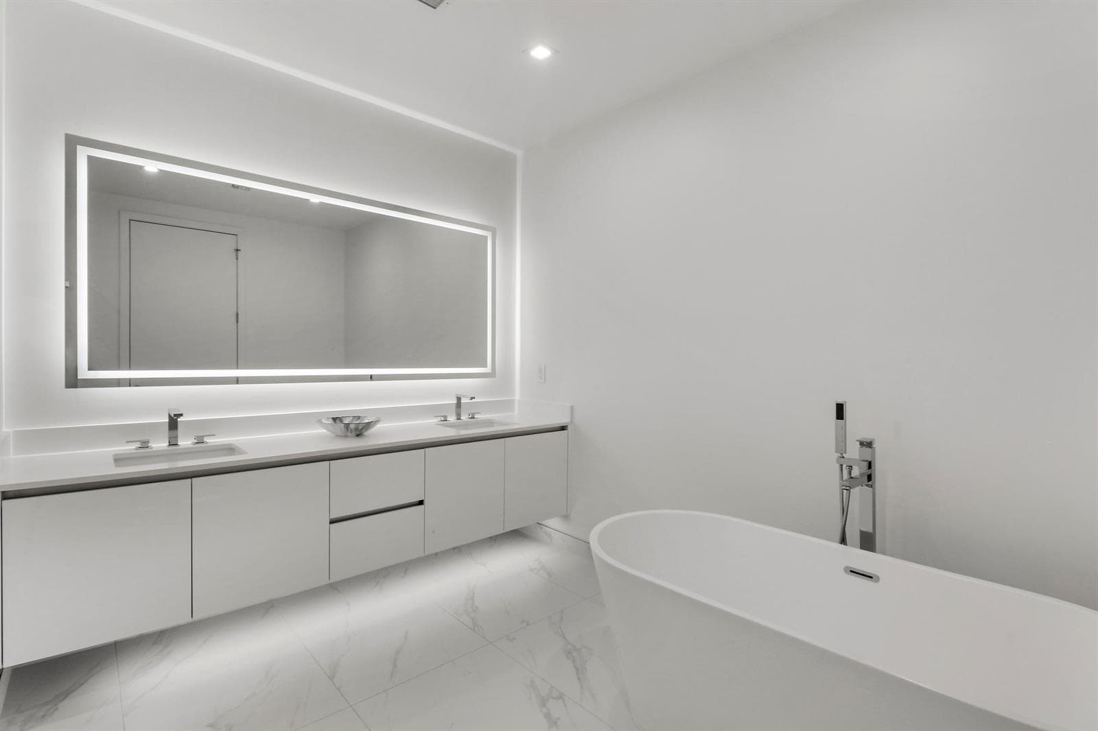 Primary Bath Soaking Tub