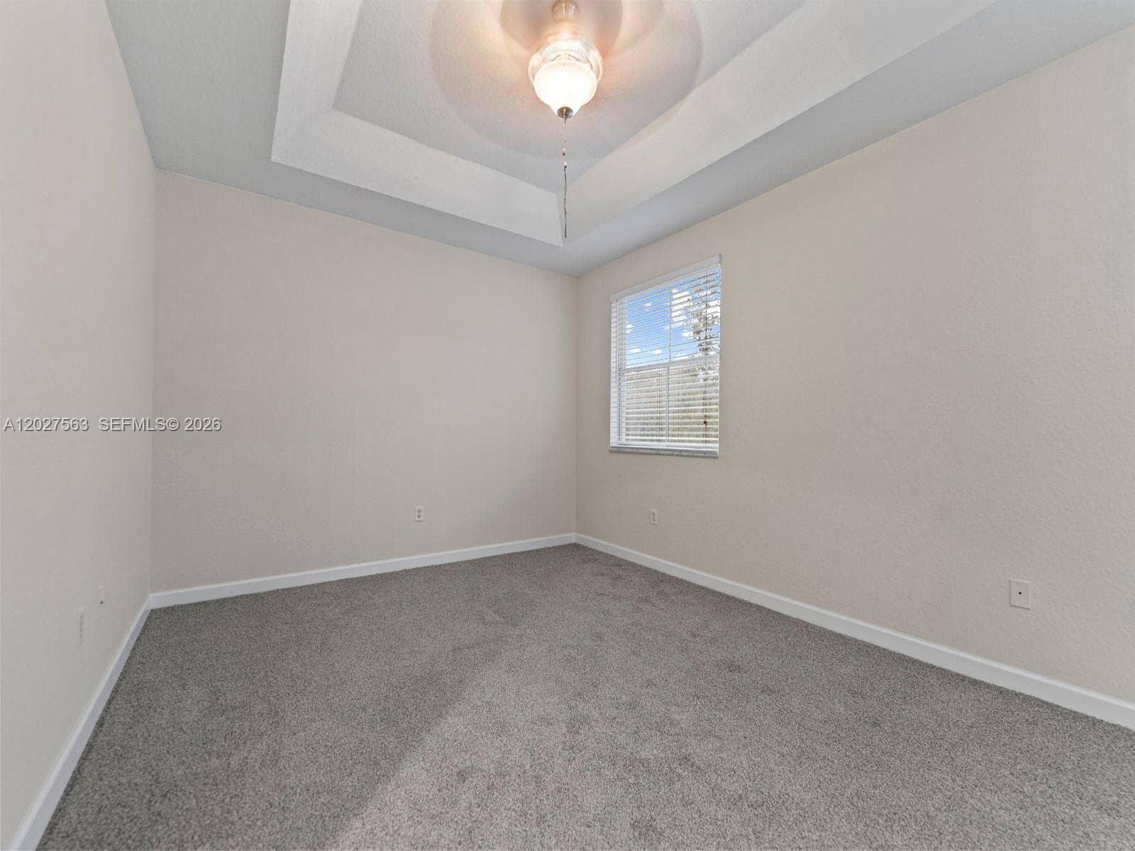 1498 SE 25th Ave photo 16