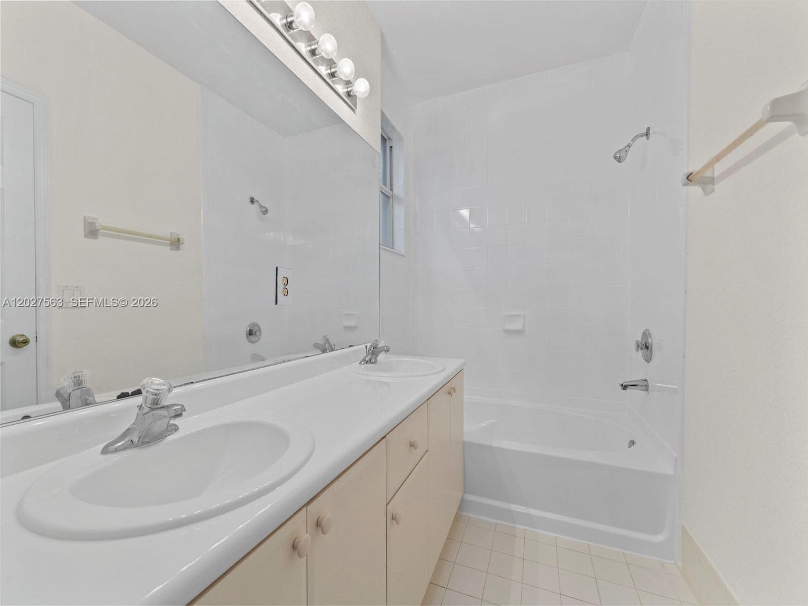 1498 SE 25th Ave photo 19
