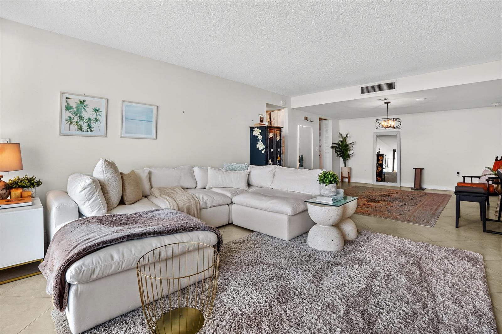 12 Living room 05
