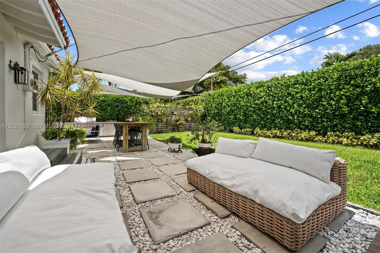 39 Montilla Ave photo 23