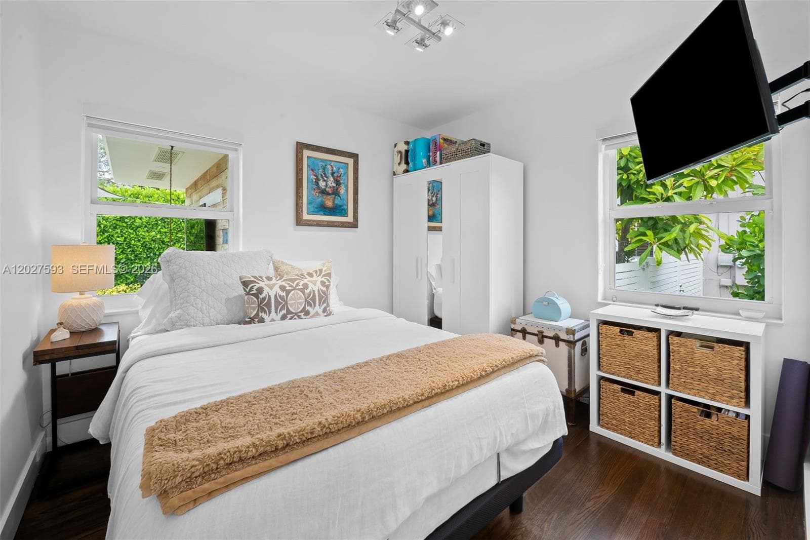 39 Montilla Ave photo 12