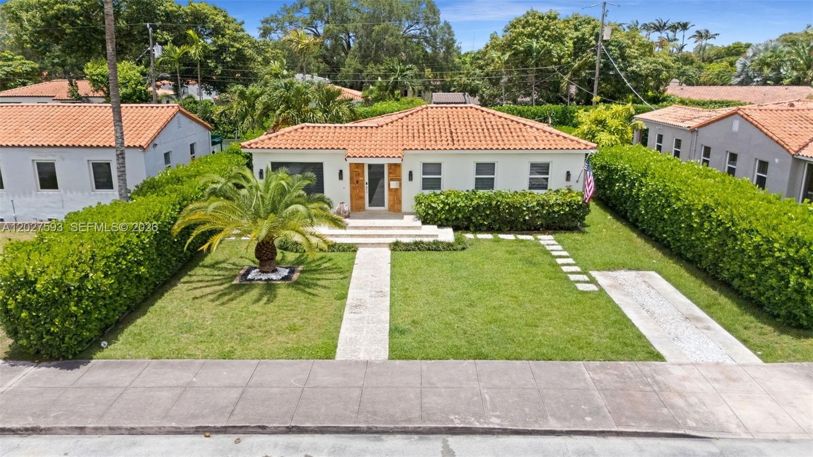 39 Montilla Ave photo 3