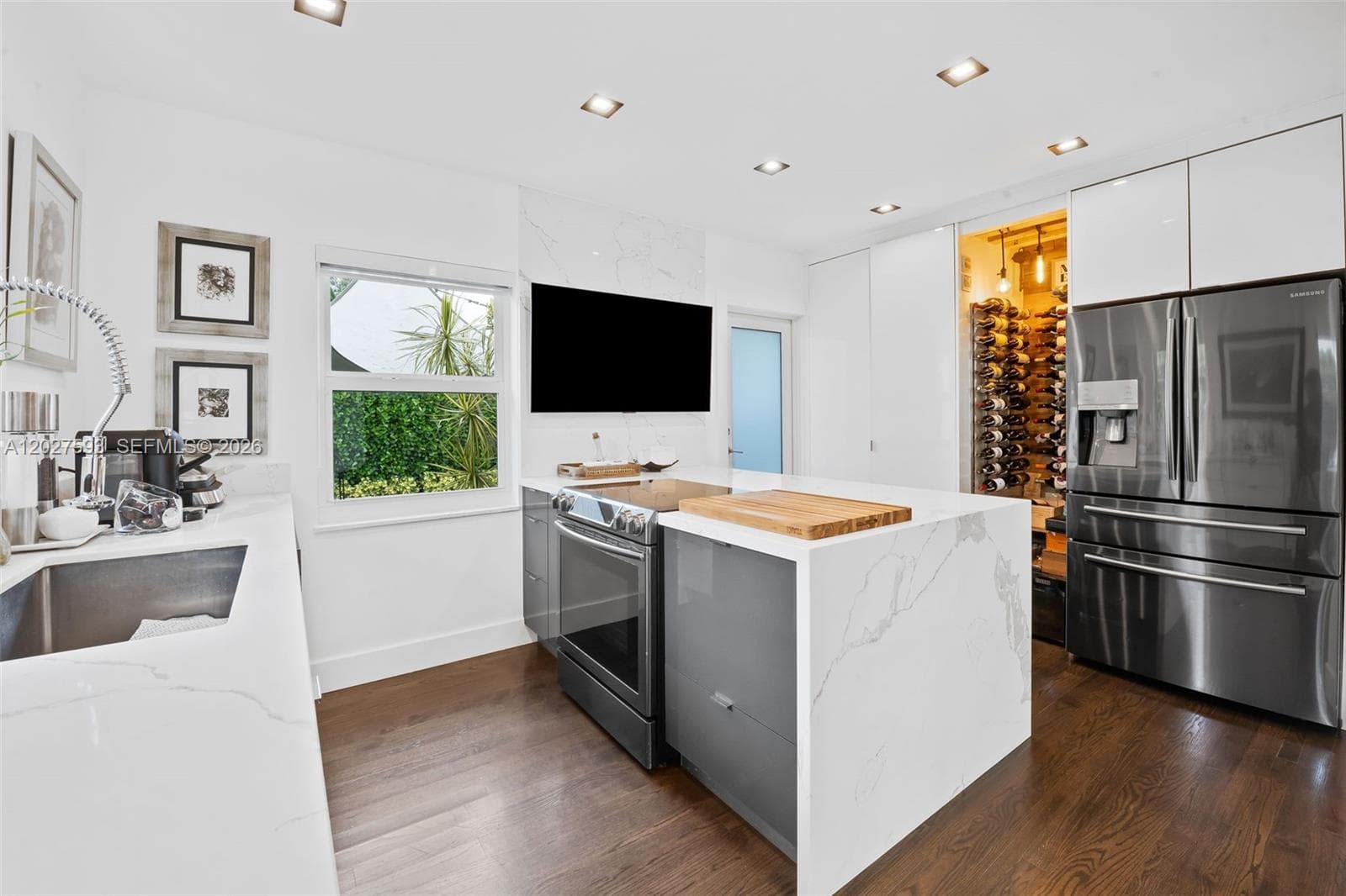 39 Montilla Ave photo 10