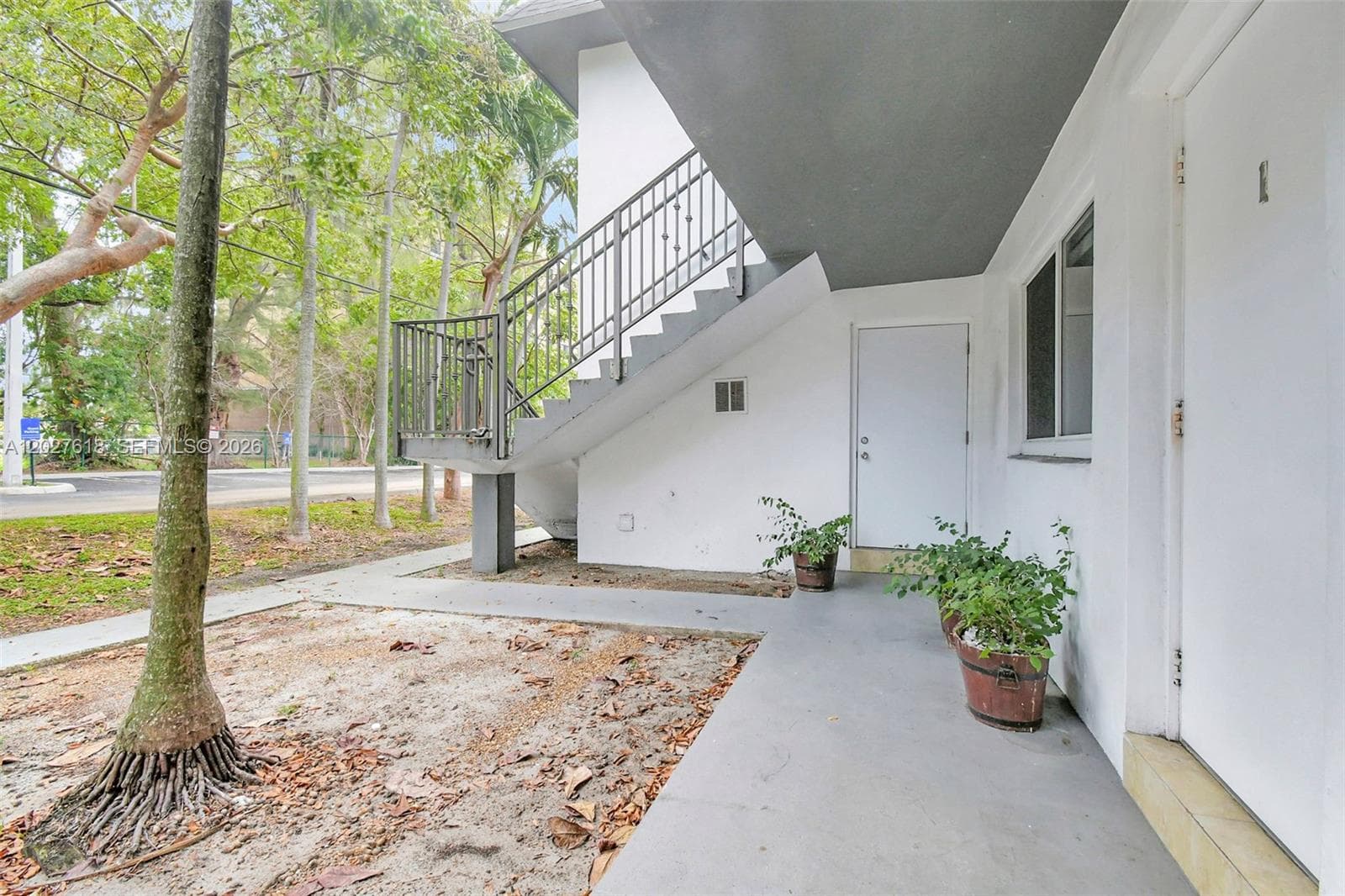 Hallendale Park · #1 in Hallandale Beach - Photo 23