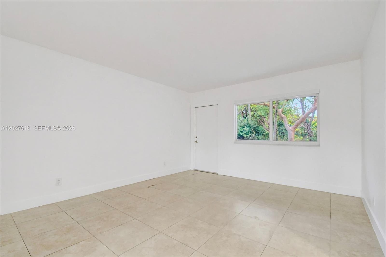 Hallendale Park · #1 in Hallandale Beach - Photo 4