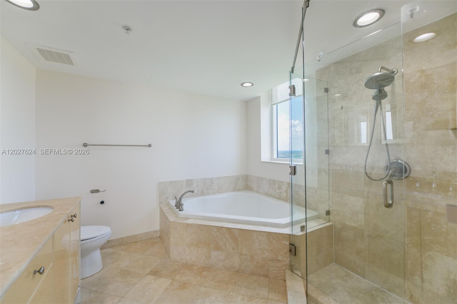 DUO CONDOMINIUM WEST · #1903W in Hallandale Beach - Photo 16