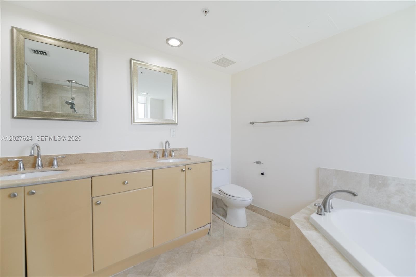 DUO CONDOMINIUM WEST · #1903W in Hallandale Beach - Photo 18