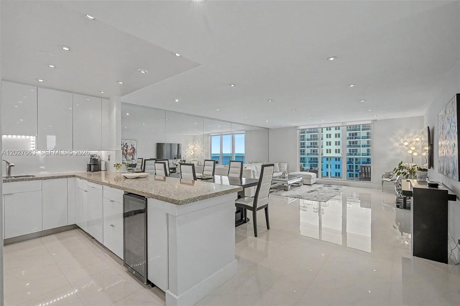 Roney Palace · #1210 in Miami Beach - Photo 3