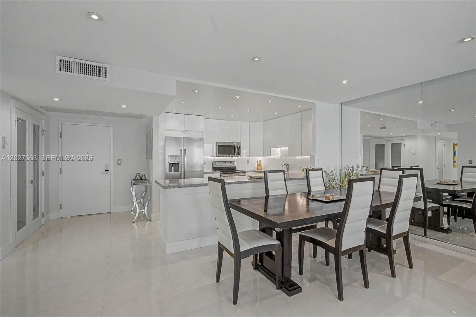 Roney Palace · #1210 in Miami Beach - Photo 11