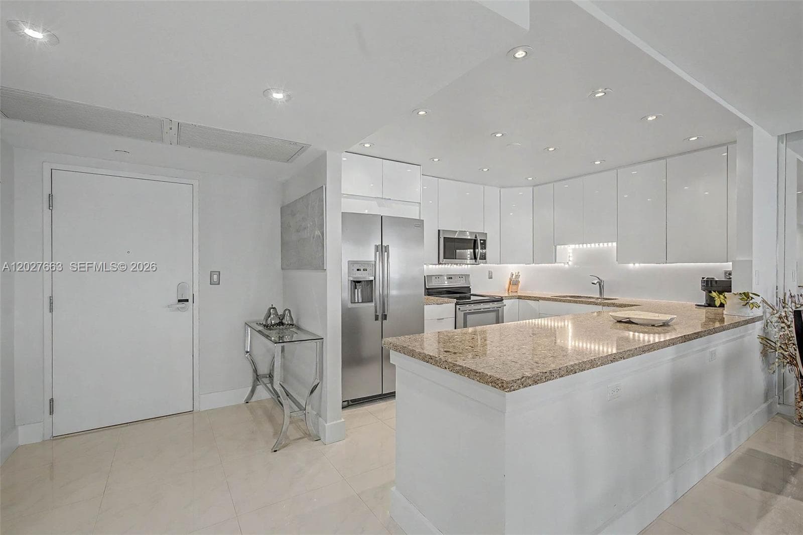 Roney Palace · #1210 in Miami Beach - Photo 4