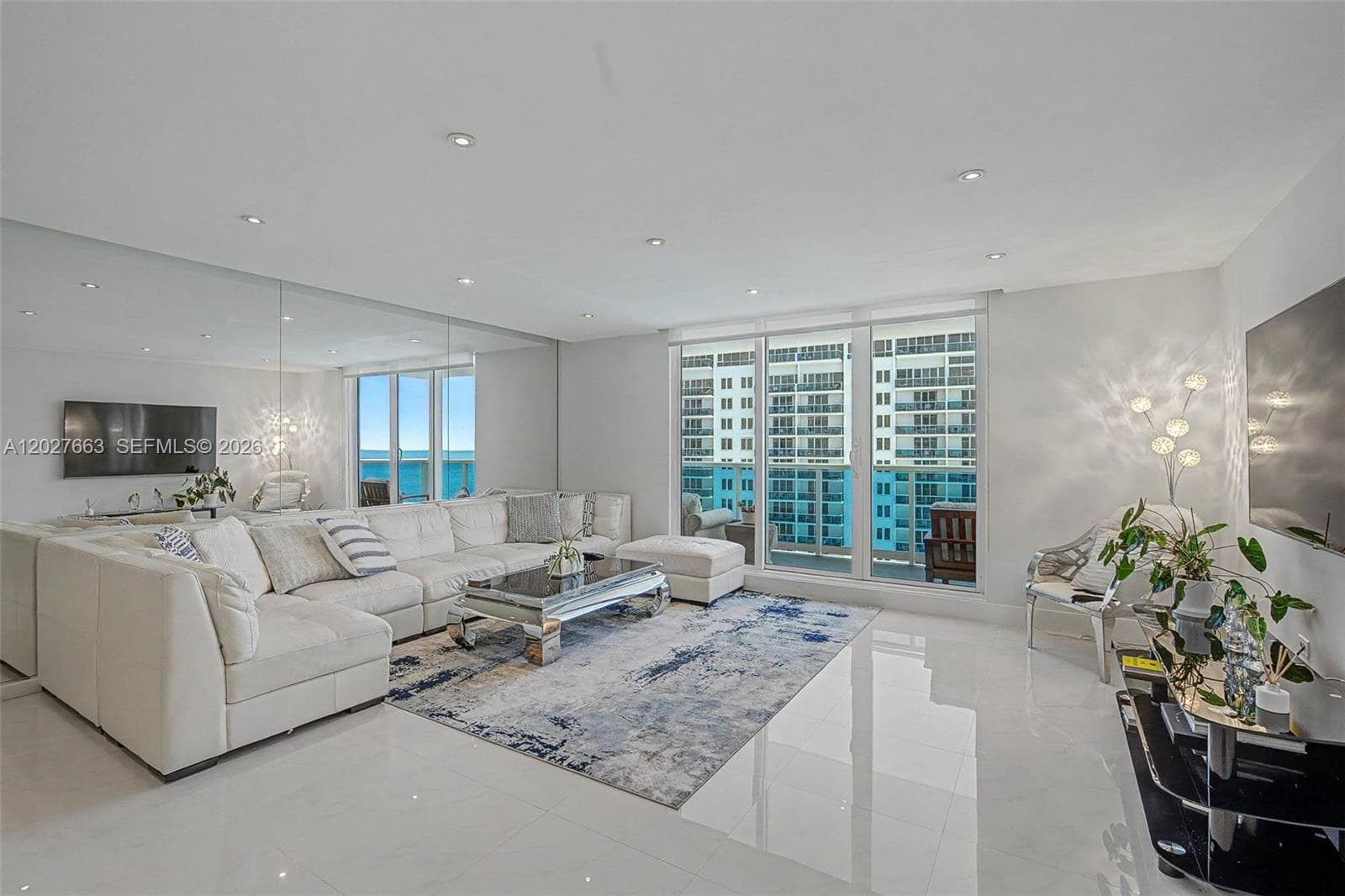 Roney Palace · #1210 in Miami Beach - Photo 8