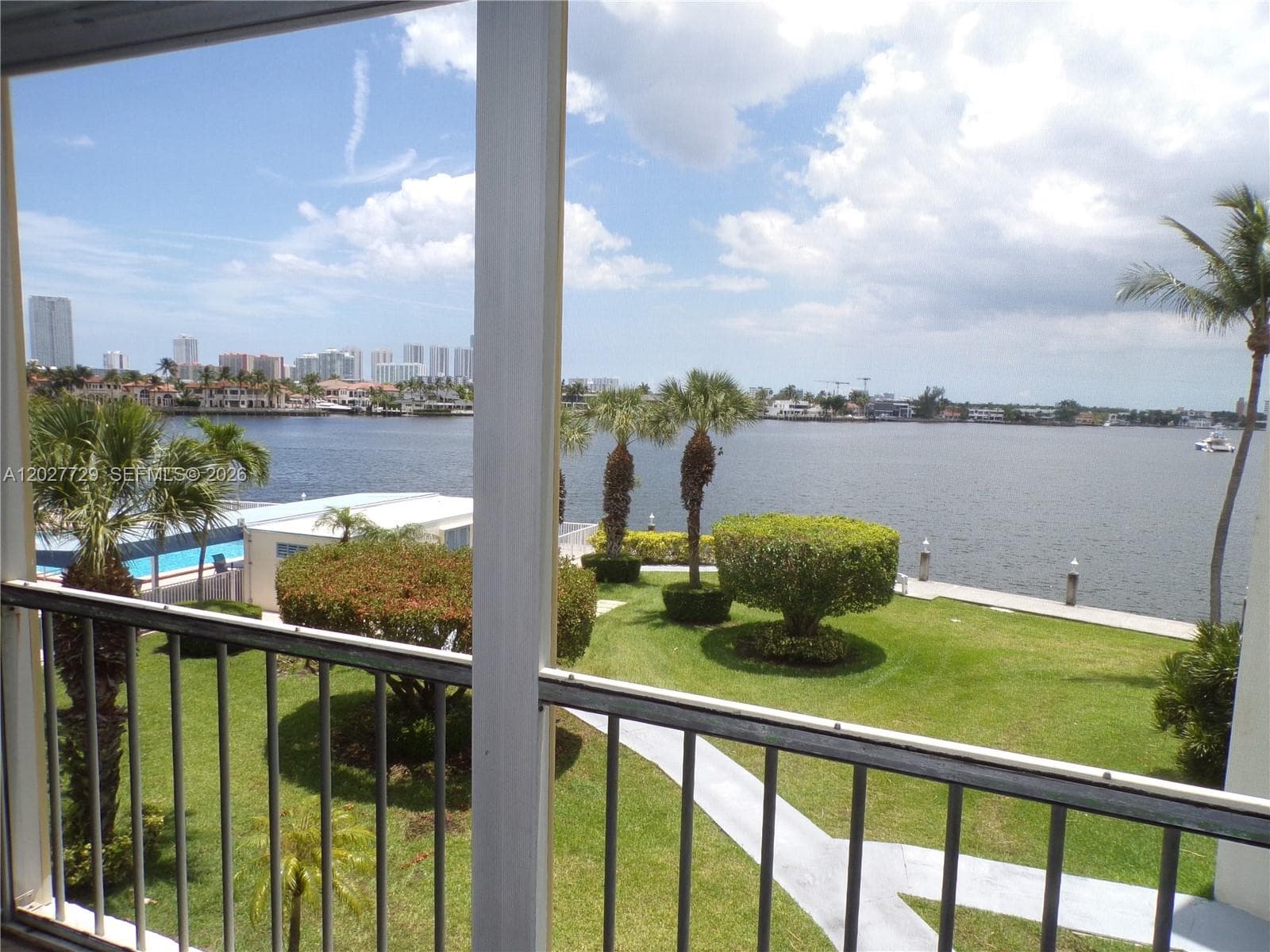 Point East Condo · #R314 in Aventura - Photo 1