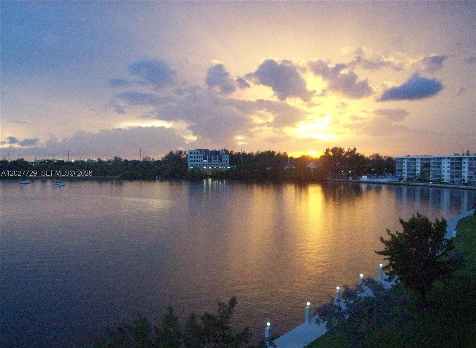 Point East Condo · #R314 in Aventura - Photo 82