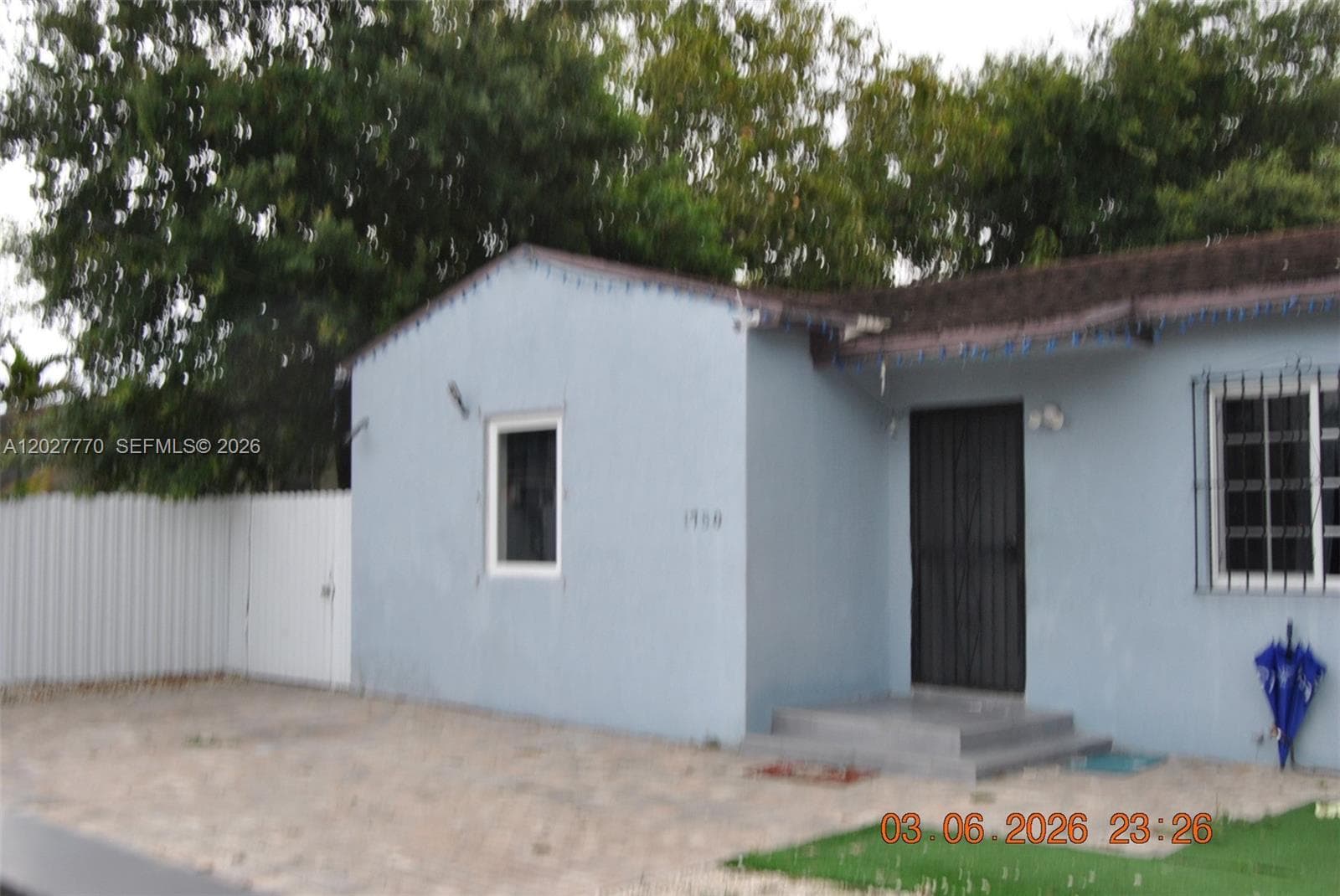 1750 NW 55th Ter photo 2