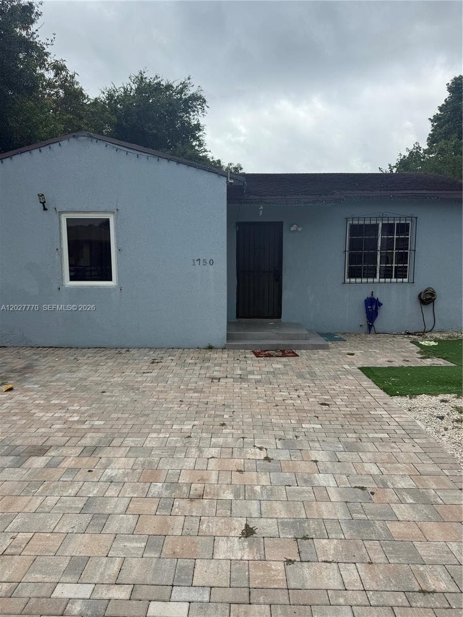 1750 NW 55th Ter photo 6
