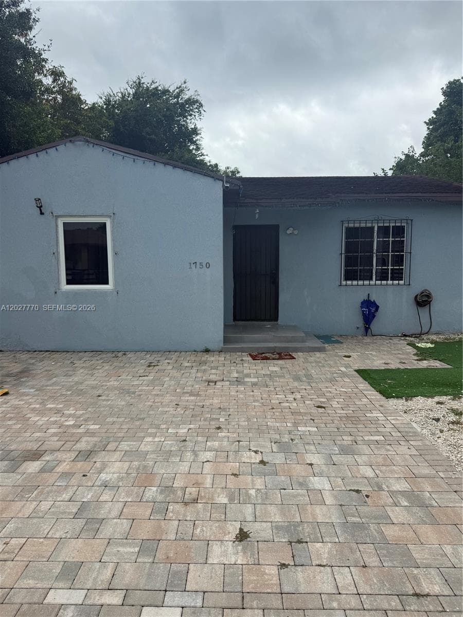 1750 NW 55th Ter photo 7