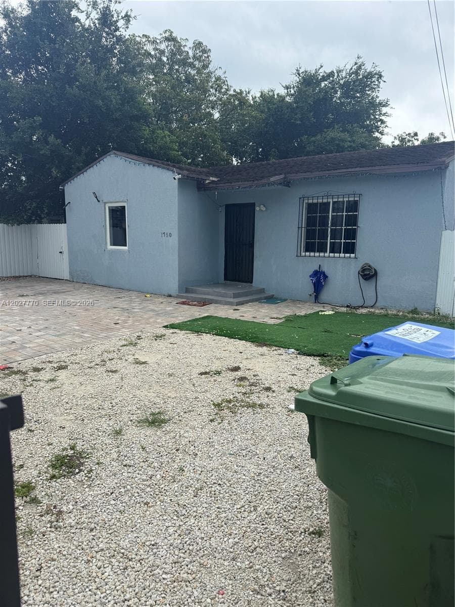 1750 NW 55th Ter photo 10