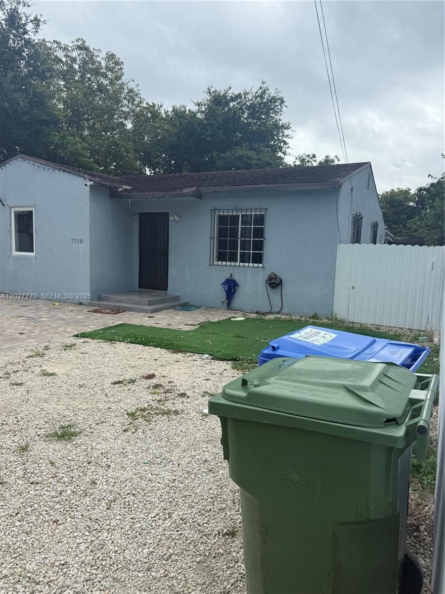 1750 NW 55th Ter photo 11