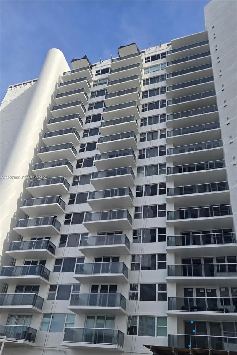 PARKER DORADO CONDO · #605 in Hallandale Beach - Photo 3