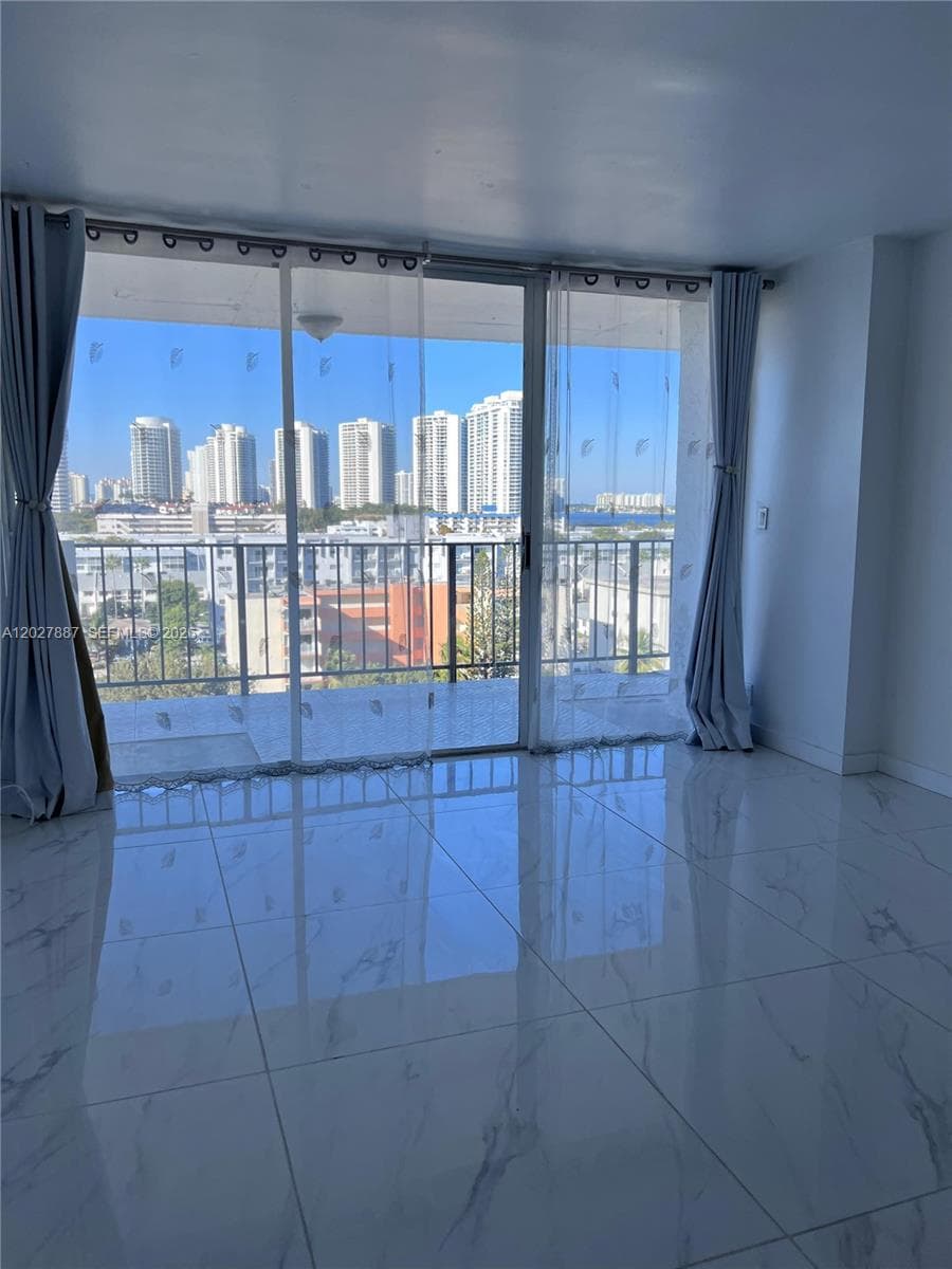 CORAL ISLE WEST · #1004 in North Miami Beach - Photo 11
