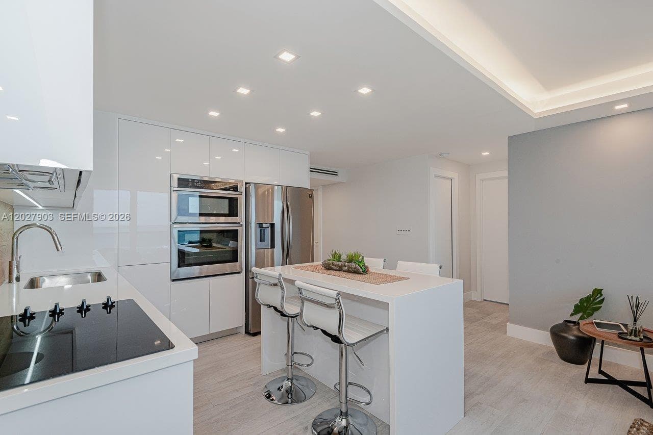 Roney Palace · #739 in Miami Beach - Photo 6