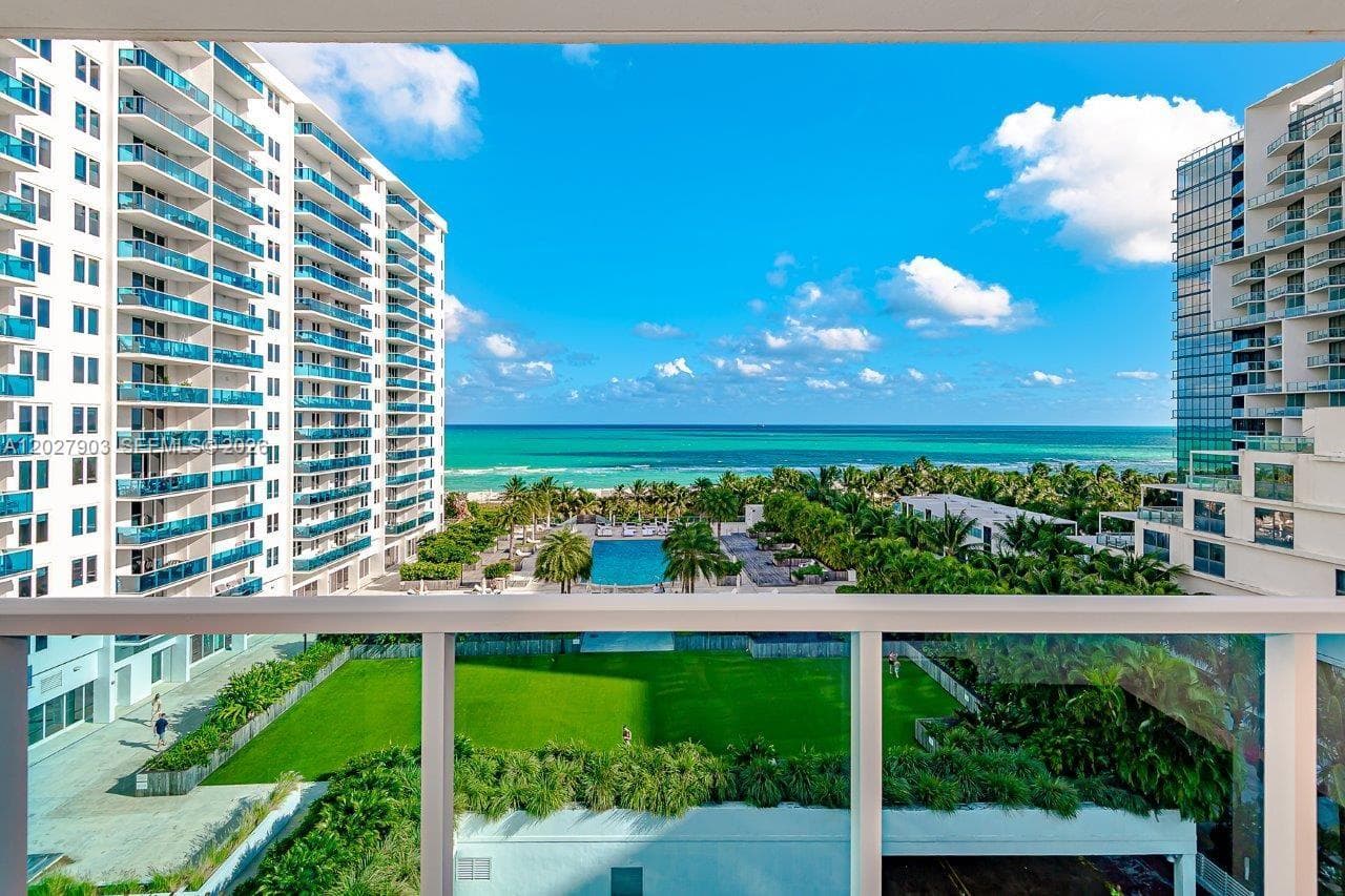 Roney Palace · #739 in Miami Beach - Photo 12
