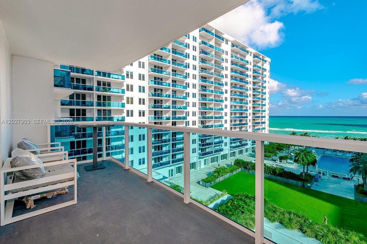 Roney Palace · #739 in Miami Beach - Photo 10