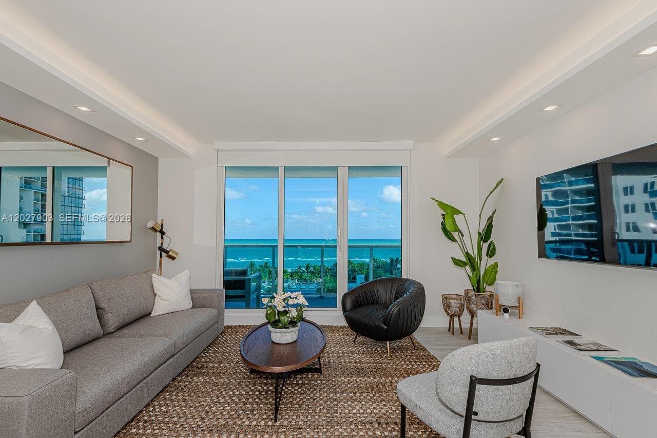 Roney Palace · #739 in Miami Beach - Photo 14