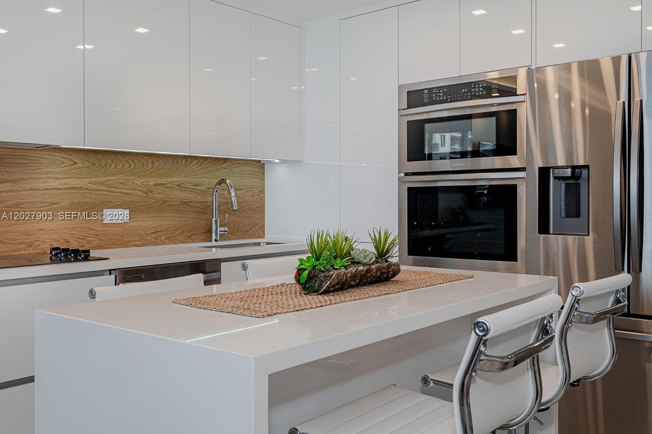 Roney Palace · #739 in Miami Beach - Photo 25