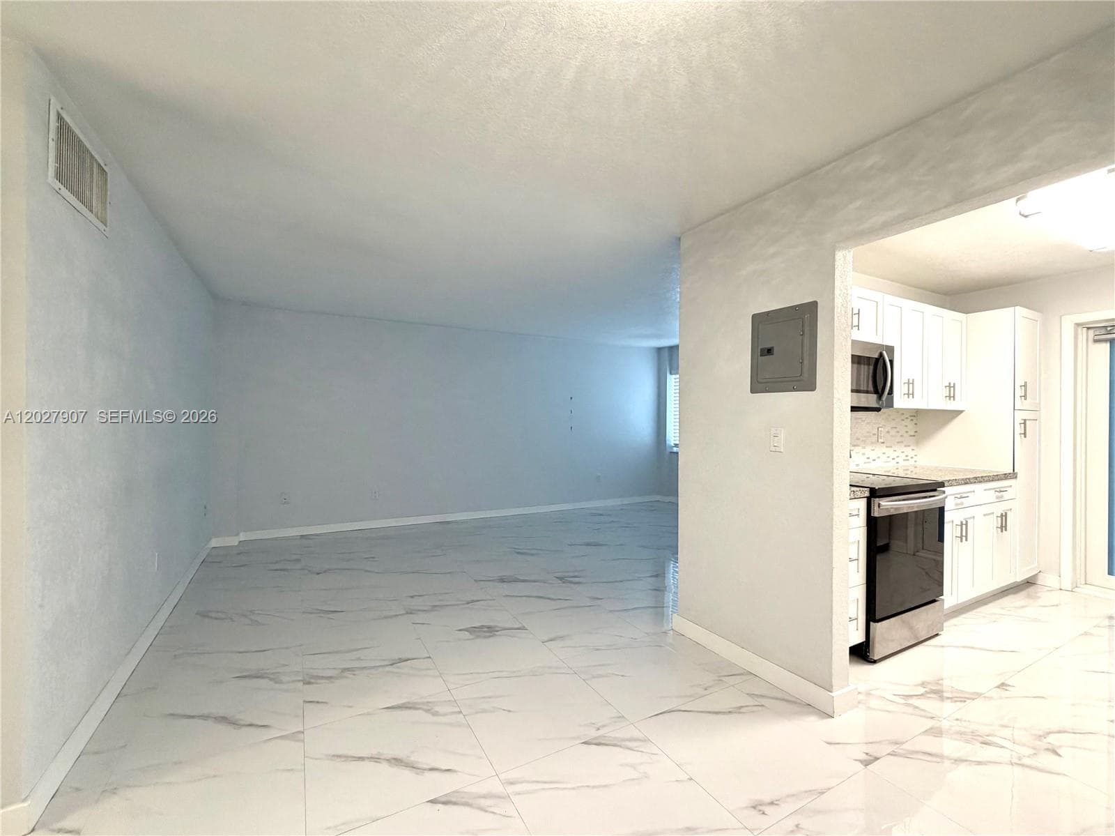 LENOX TOWERS CONDO · #204 in Miami Beach - Photo 13