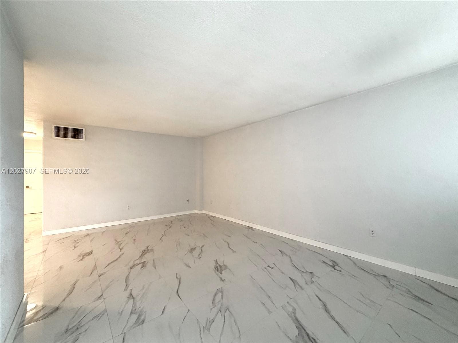 LENOX TOWERS CONDO · #204 in Miami Beach - Photo 14