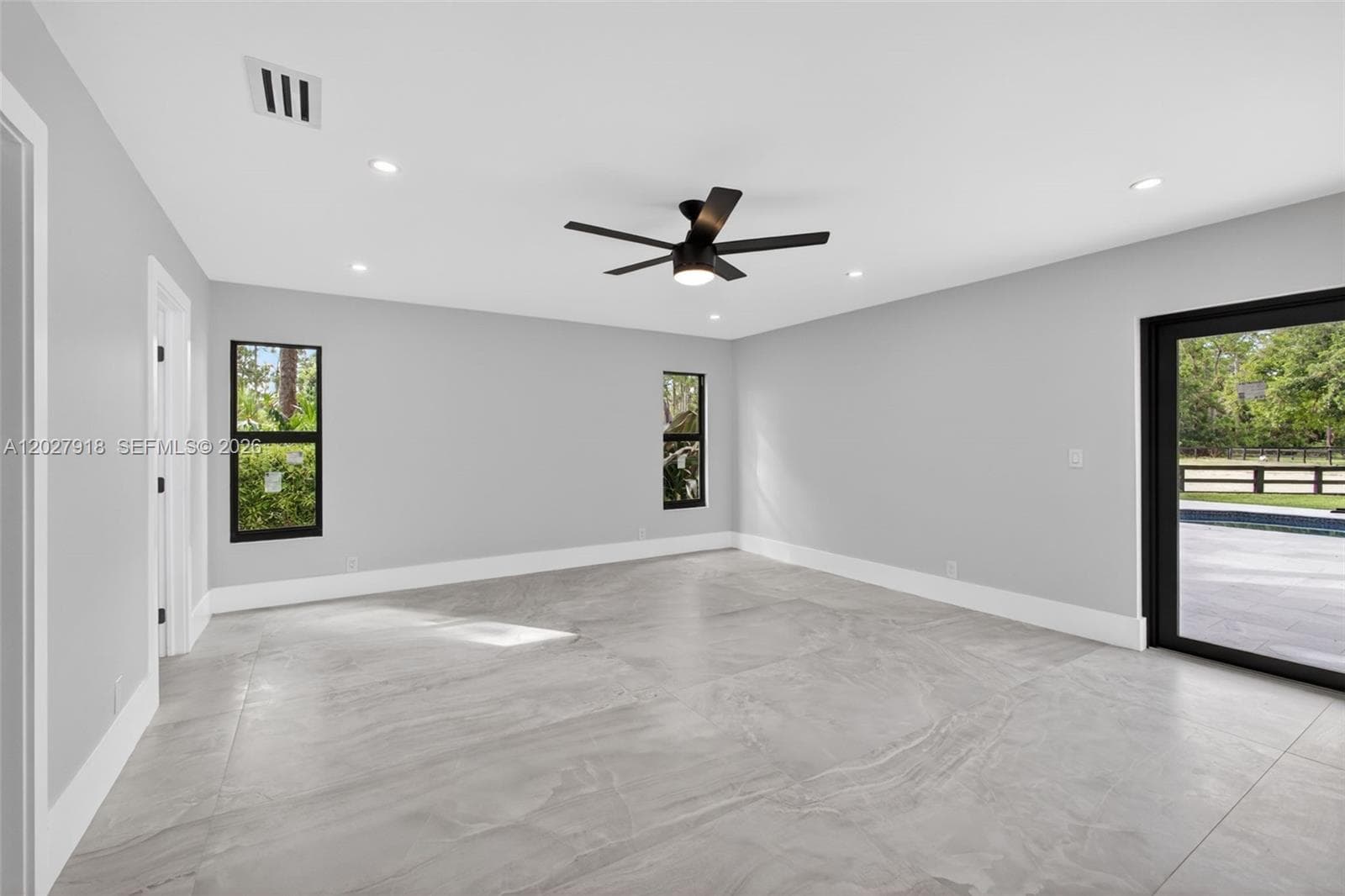 12725 Mallard Creek Dr photo 23