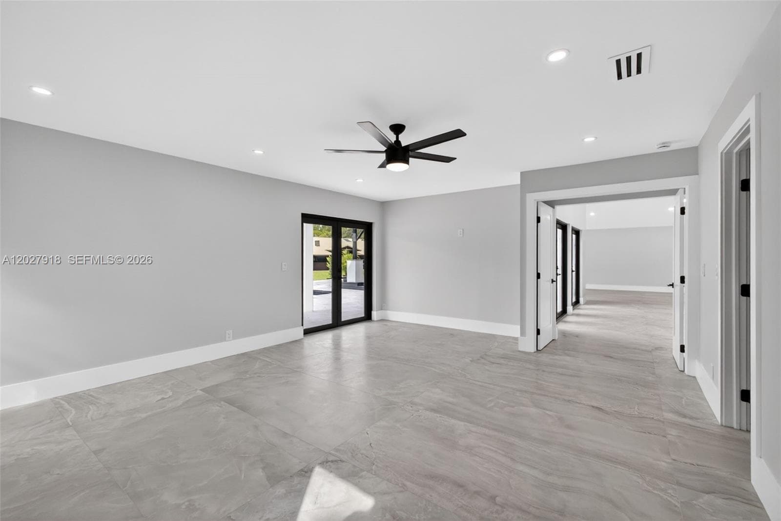 12725 Mallard Creek Dr photo 24
